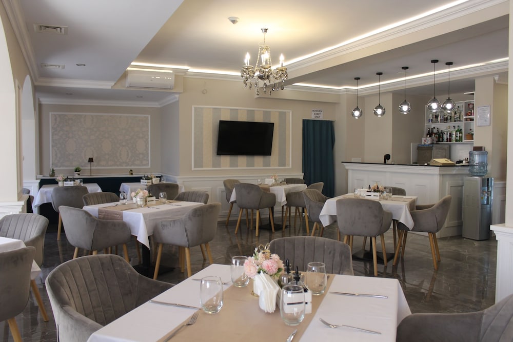 Vemara City Apart Hotel 59/68