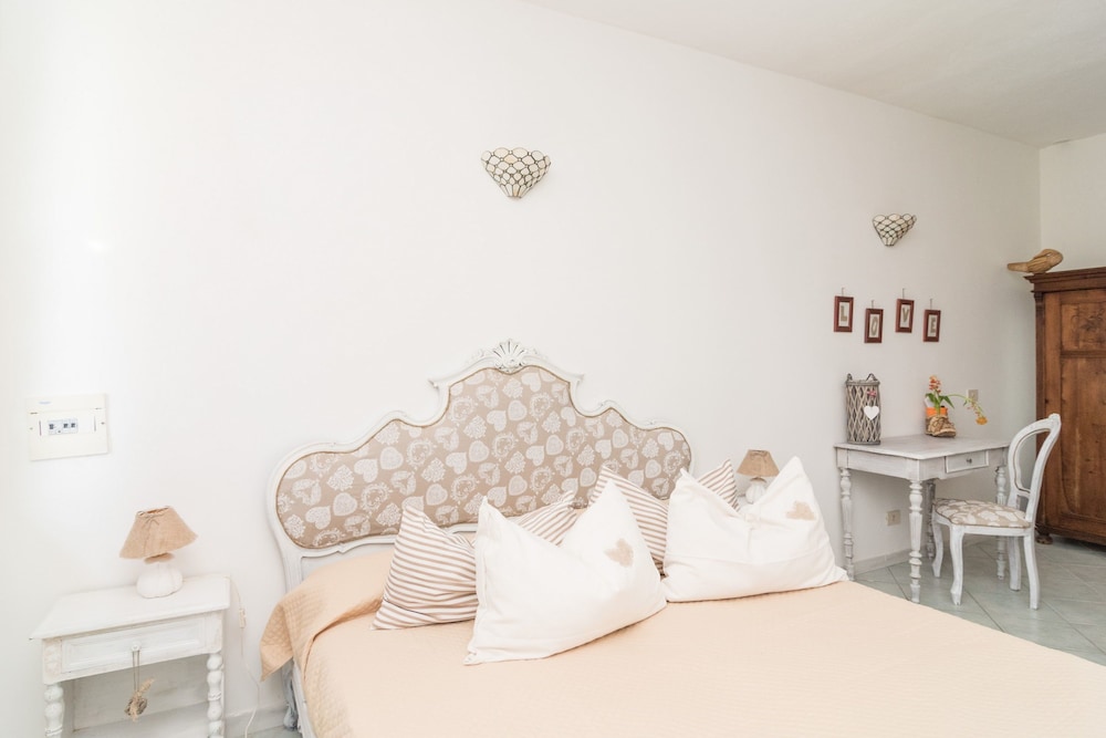 Villa Neptunus Ischia(Formerly Villa Pitti)، Forio 10/56