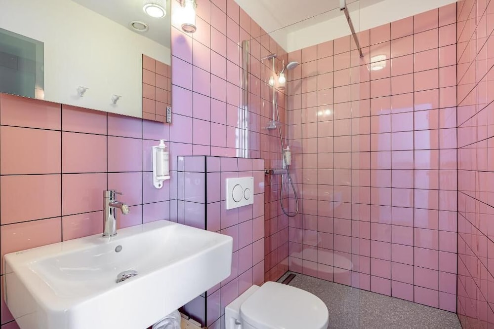 Hotel A La Grande Cloche 52/58
