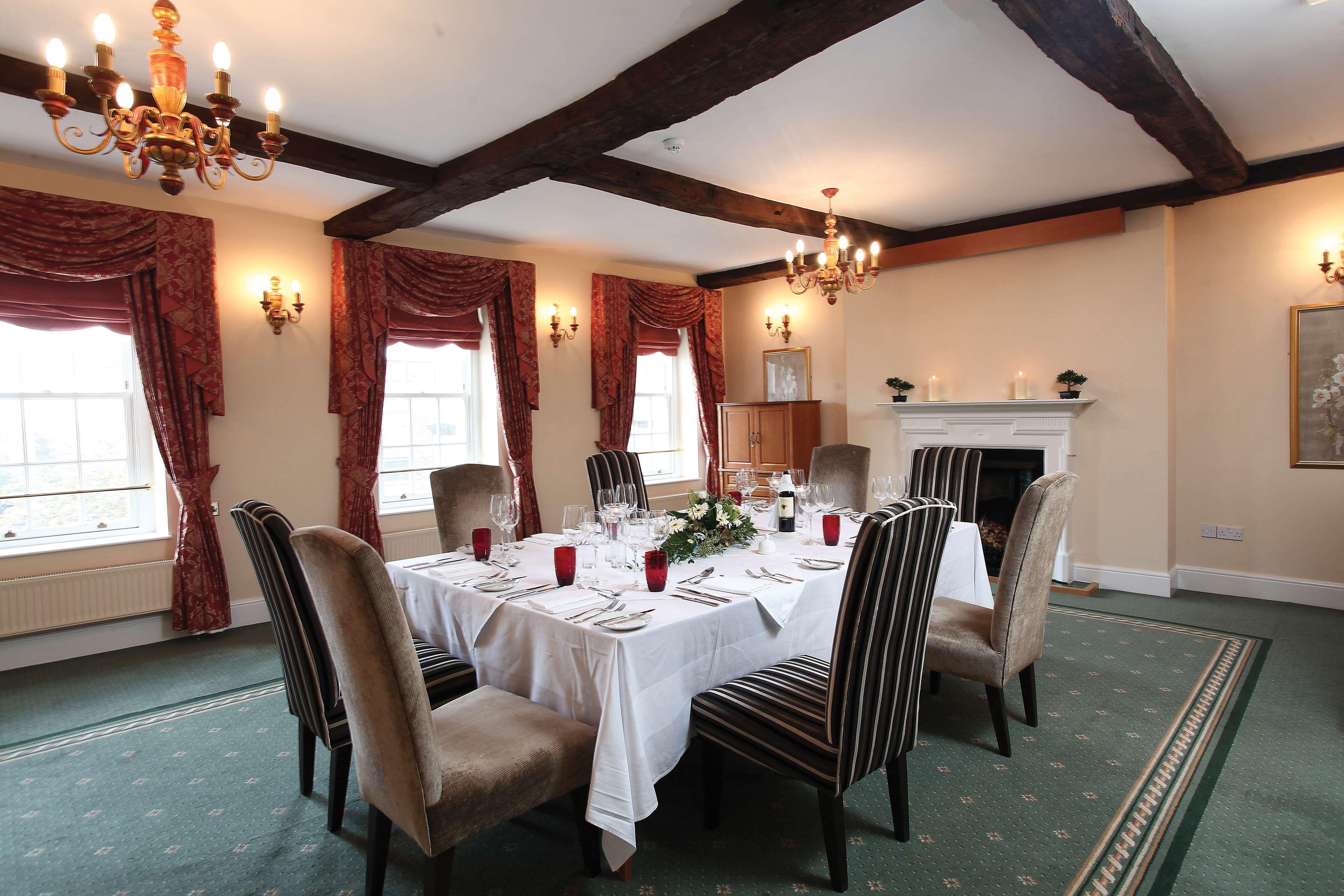 The Lion Hotel 25/45