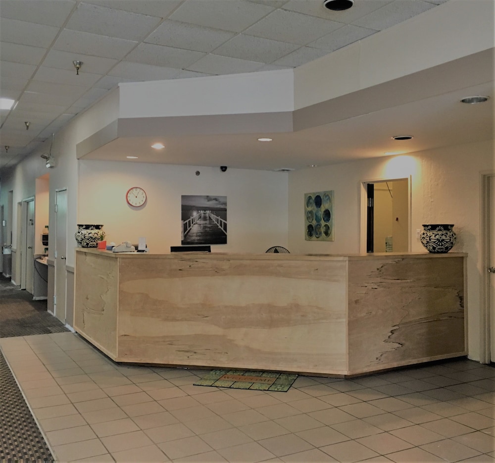 Quality Inn Houghton Lake MI secondary