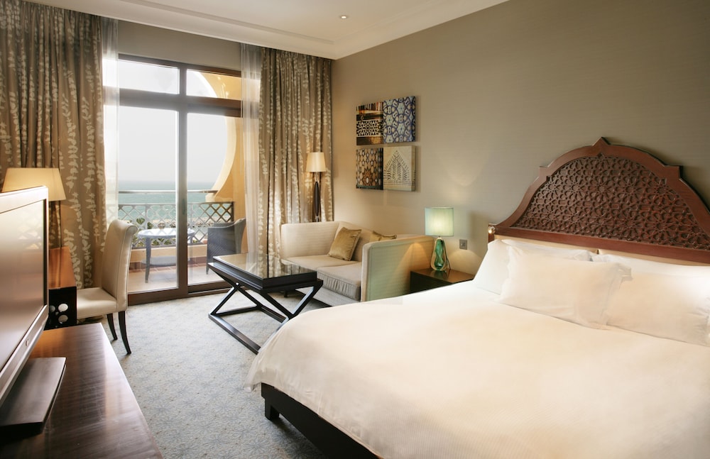 PREMIUM, KING BED, SEA VIEW