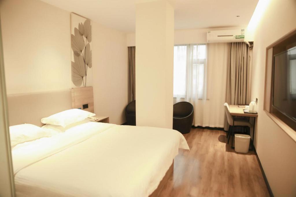 GreenTree Inn Shanxi Luliang Fengshan Road Central Park Express Hotel 9/48