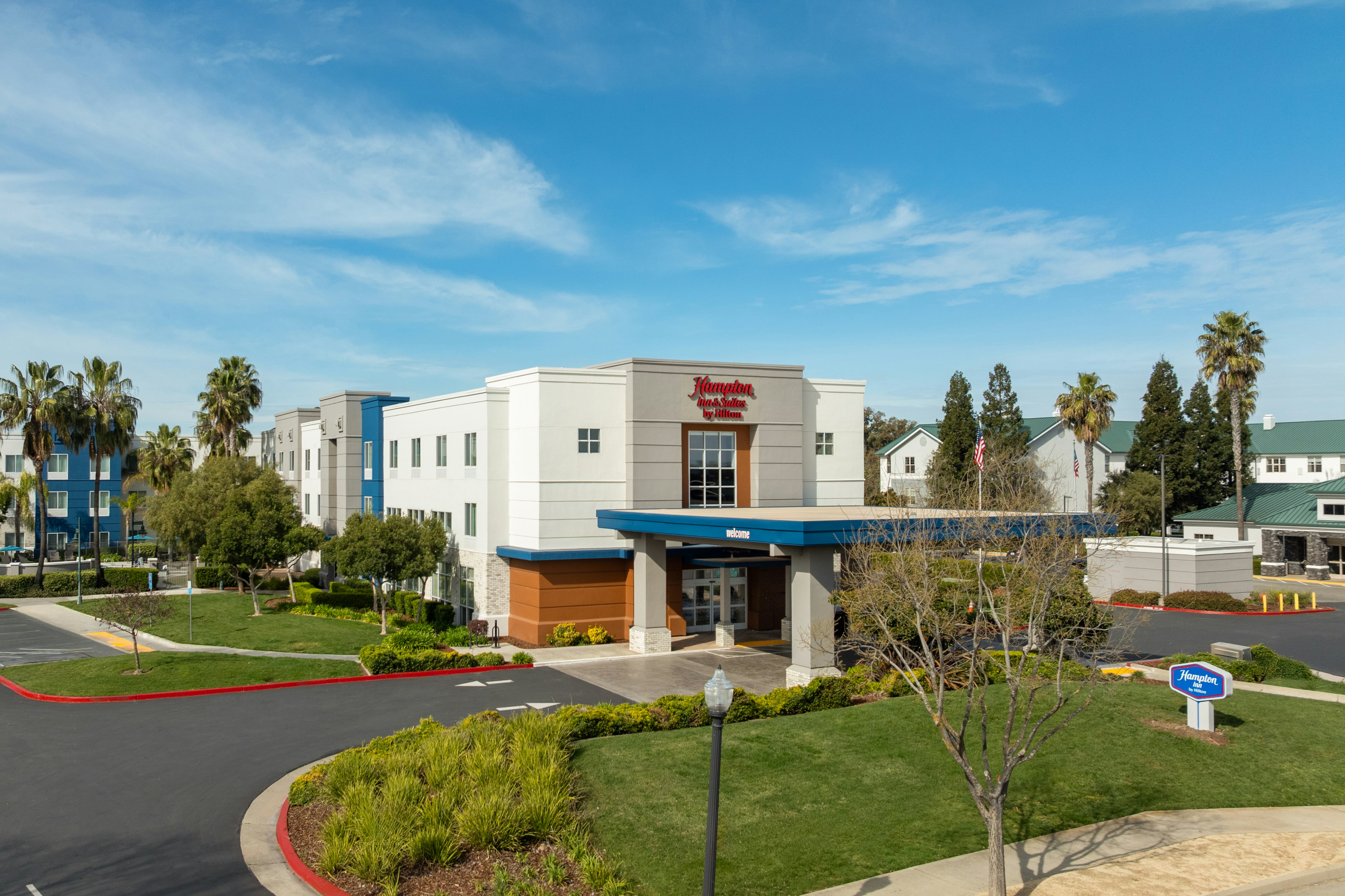 Hampton Inn & Suites Sacramento-Airport-Natomas 46/53