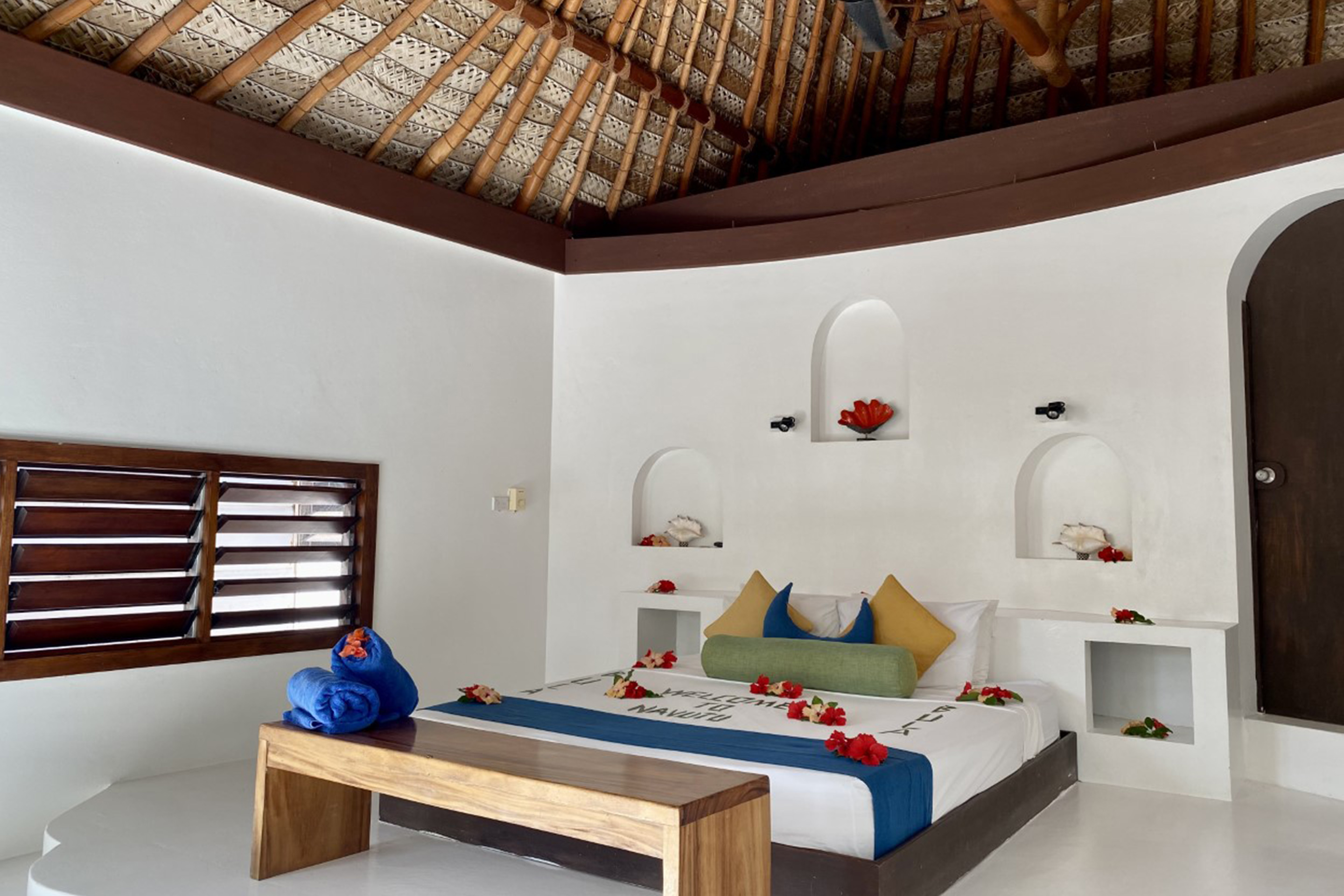 2 Bedrooms, Bungalow, Beach Front
