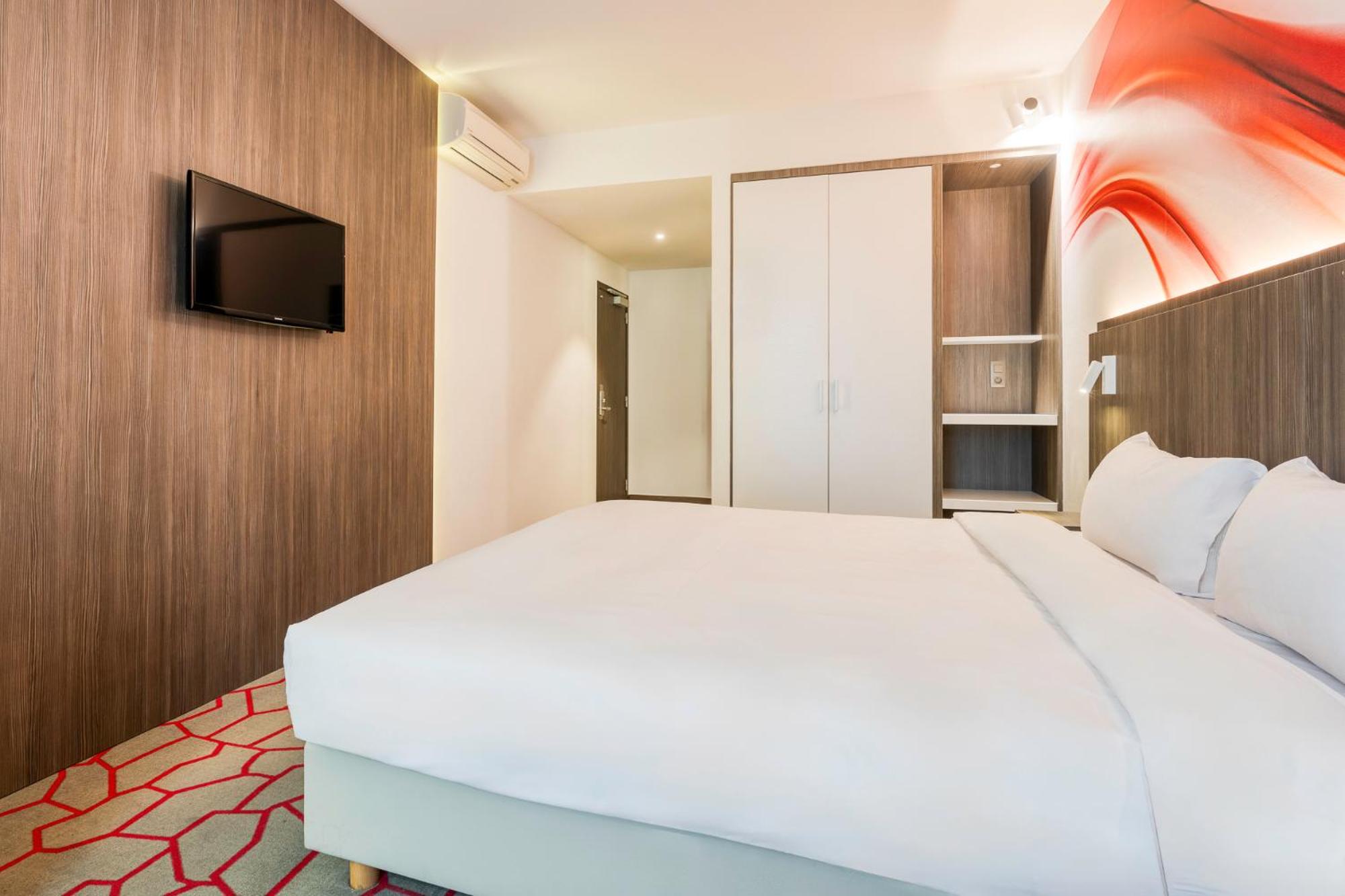 غرفة سوبيريور بسرير كينج، B&B HOTEL Mons Centre 4/10