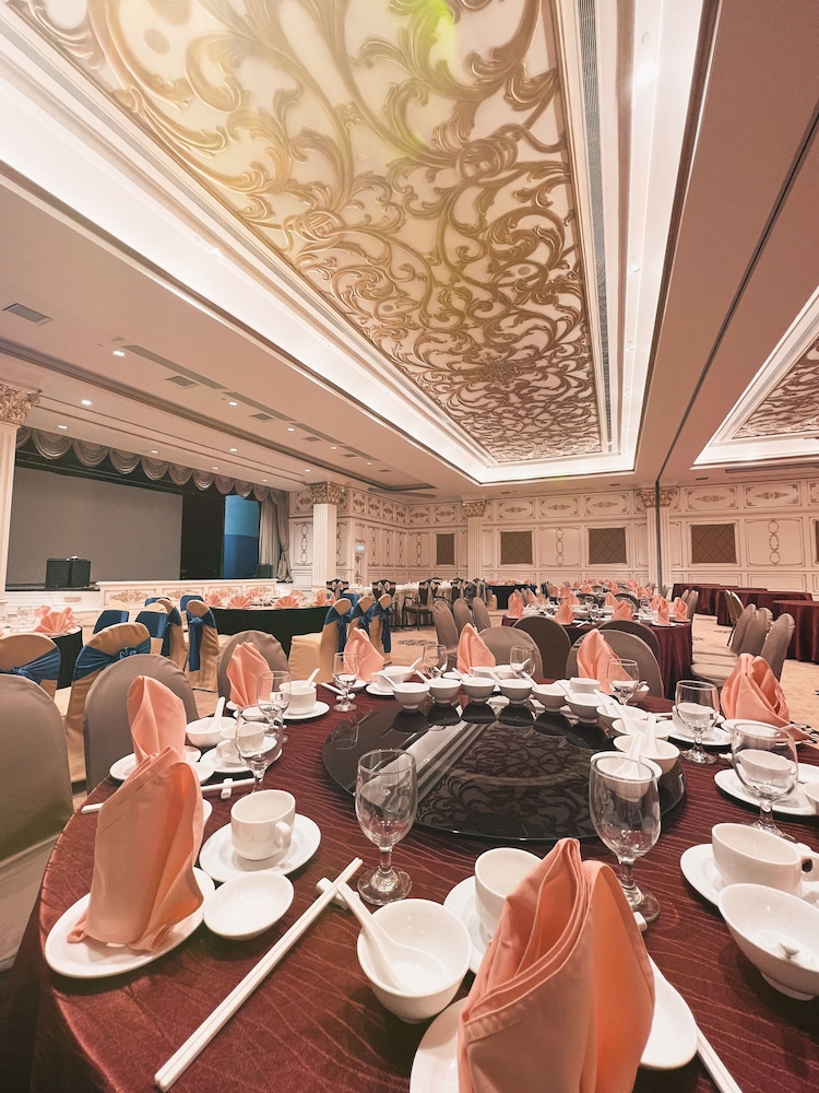 Riverside Majestic - Puteri Wing 51/60