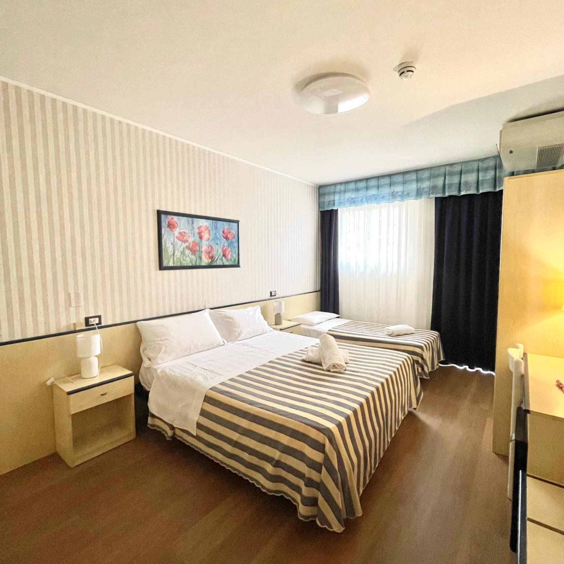 Hotel Riviera 13/50