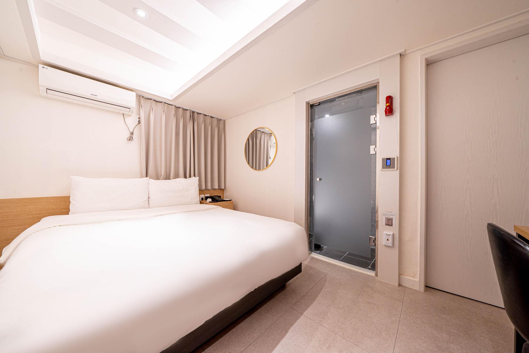 Connecting, Superior, Double Bed, No Parking