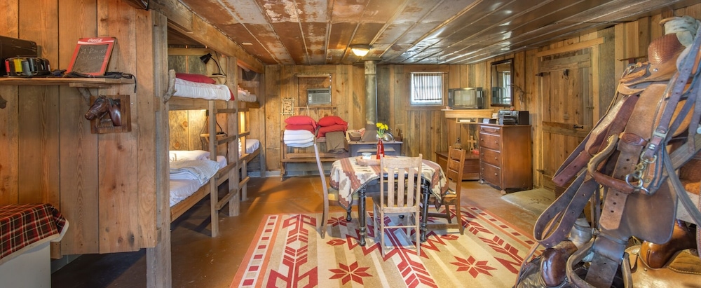 Seventy-four Ranch 15/50