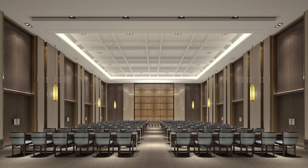 Radisson Chongqing South Hot Spring 11/40