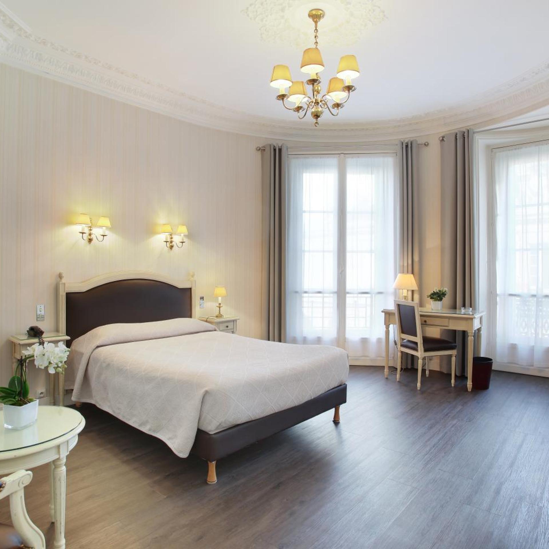 Hotel Du Printemps 16/48