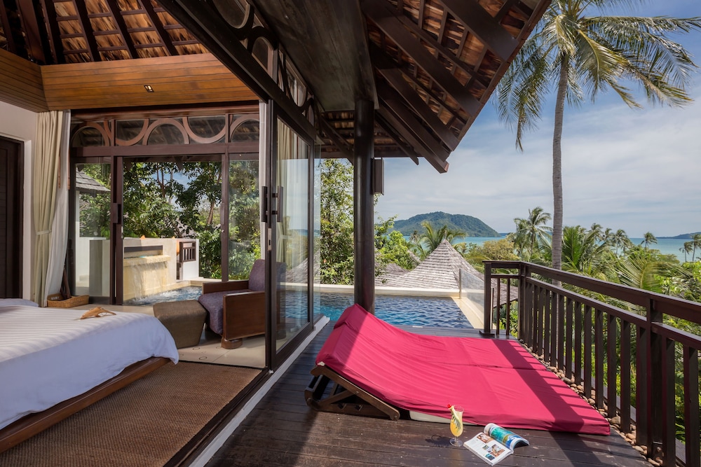 The Vijitt Resort Phuket 11/76