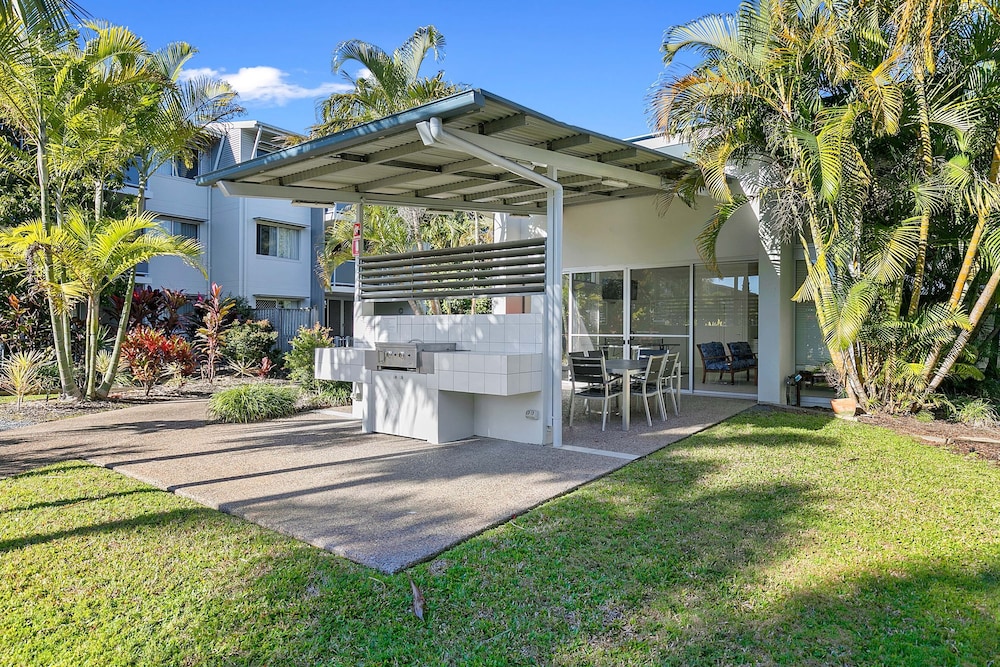 Ramada Encore by Wyndham Whale Cove Hervey Bay 54/57