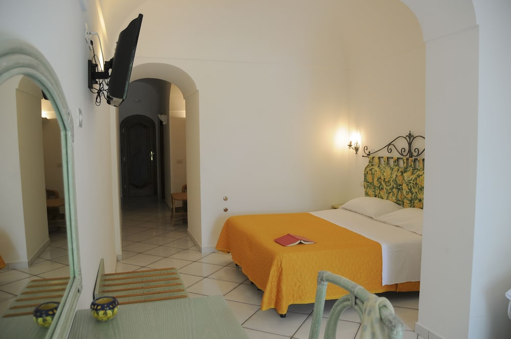 Dimora Fornillo Hotel 18/57