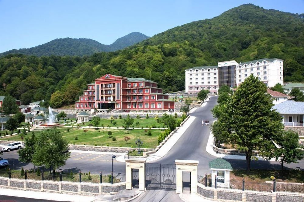 QAFQAZ RESORT HOTEL 42/50