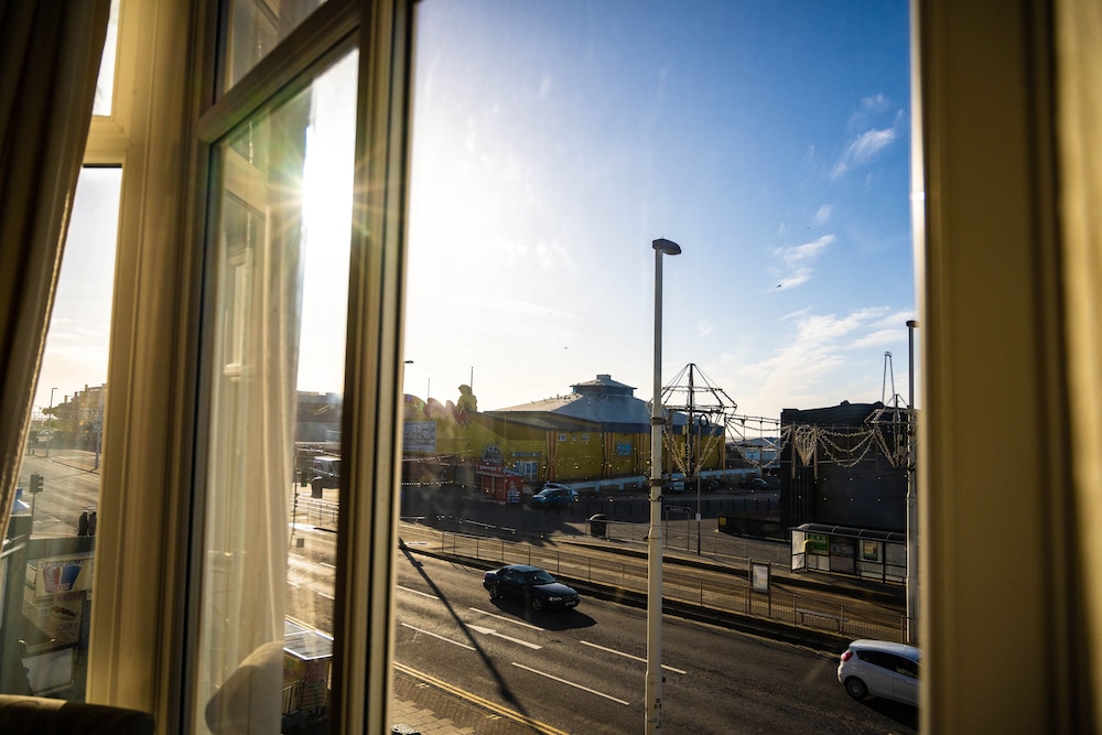 The Sands Hotel 36/50