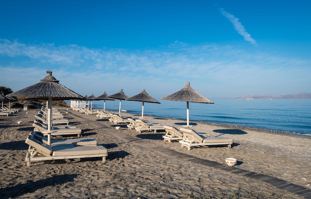 Diamond Deluxe Hotel Wellness Amp Spa Adults Only 72/76