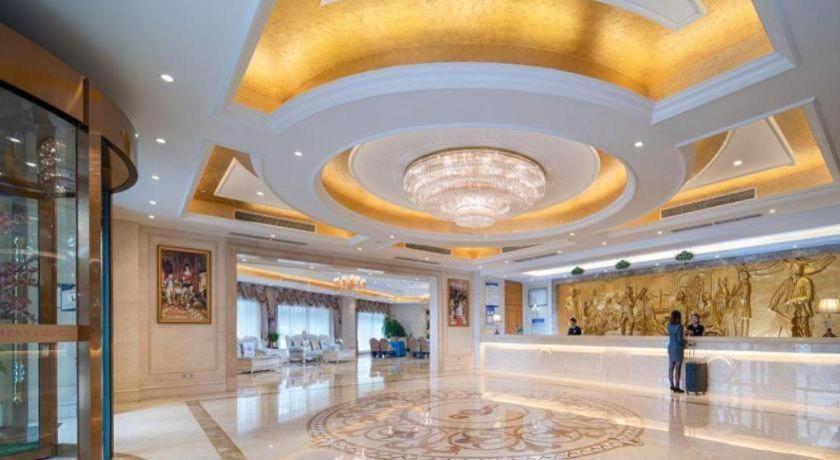 Vienna Hotel (Chengdu Airport Shuangliu Wanda) 12/60