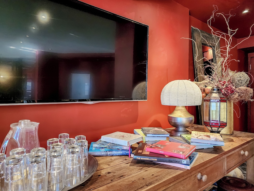 Rouge On Rose Boutique Hotel 36/49
