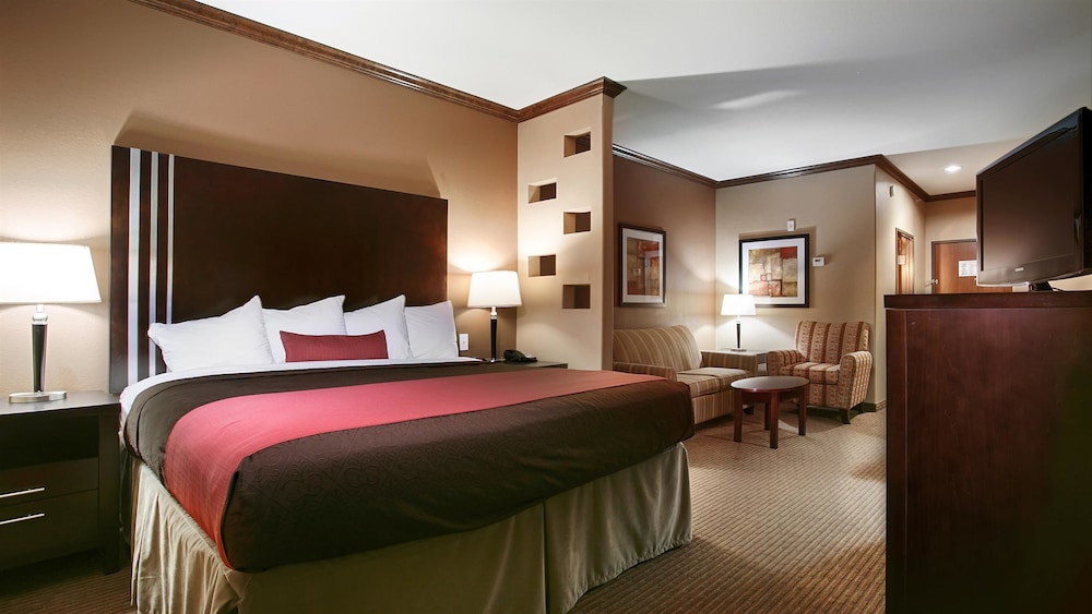 Best Western Plus Texoma Hotel and Suites 19/44