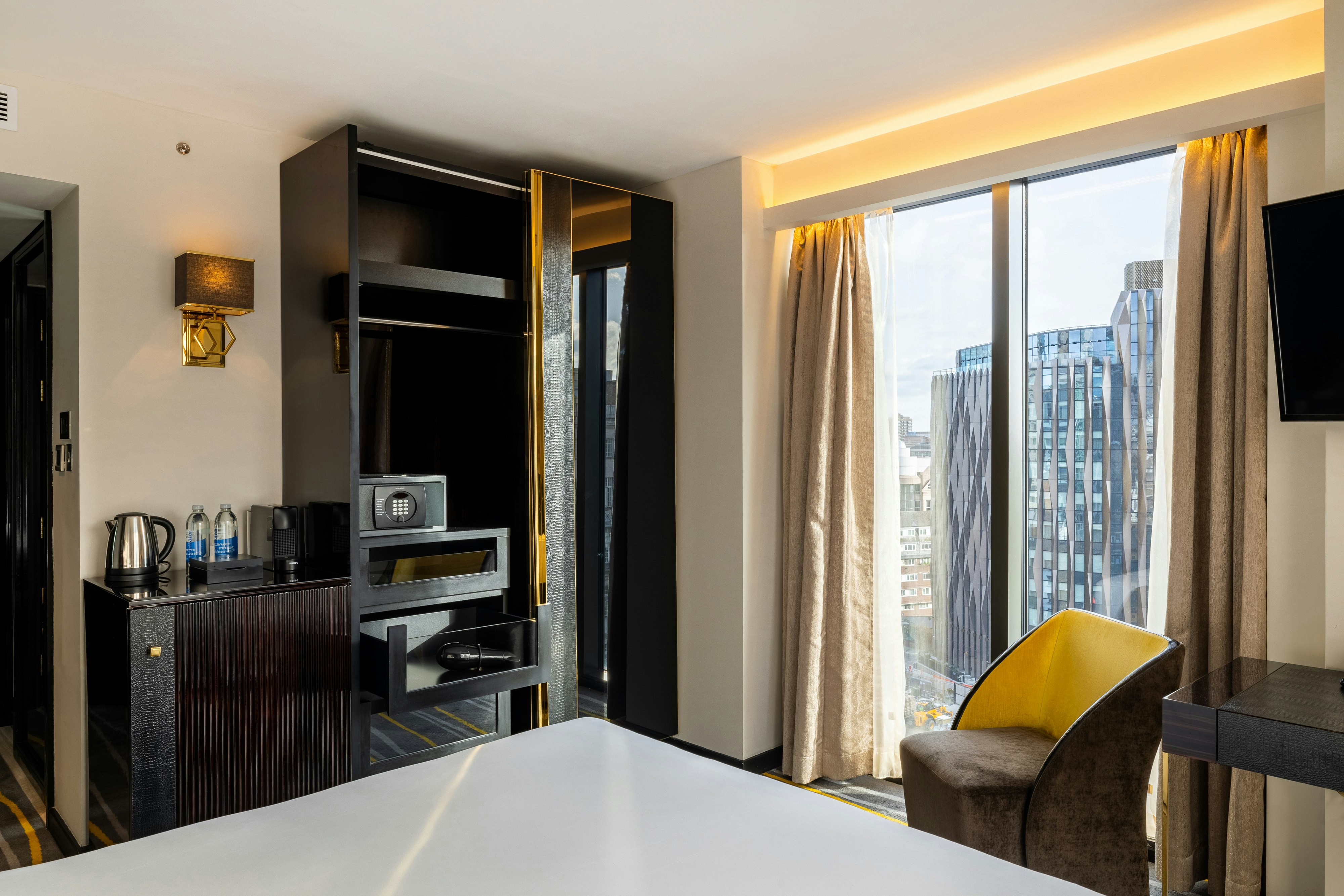 Leonardo Hotel London Aldgate - Formerly Hotel Saint 34/50