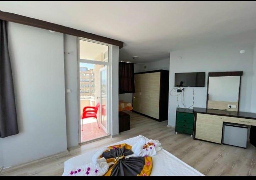 Semt Luna Beach Hotel 29/45