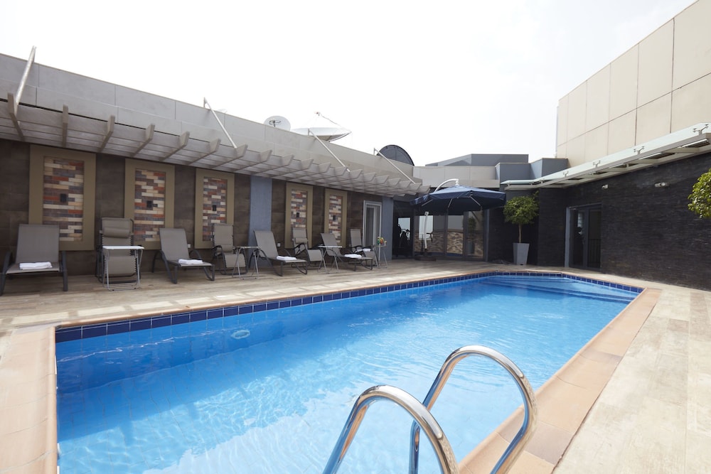 Belanova Apartments & Suites 40/45