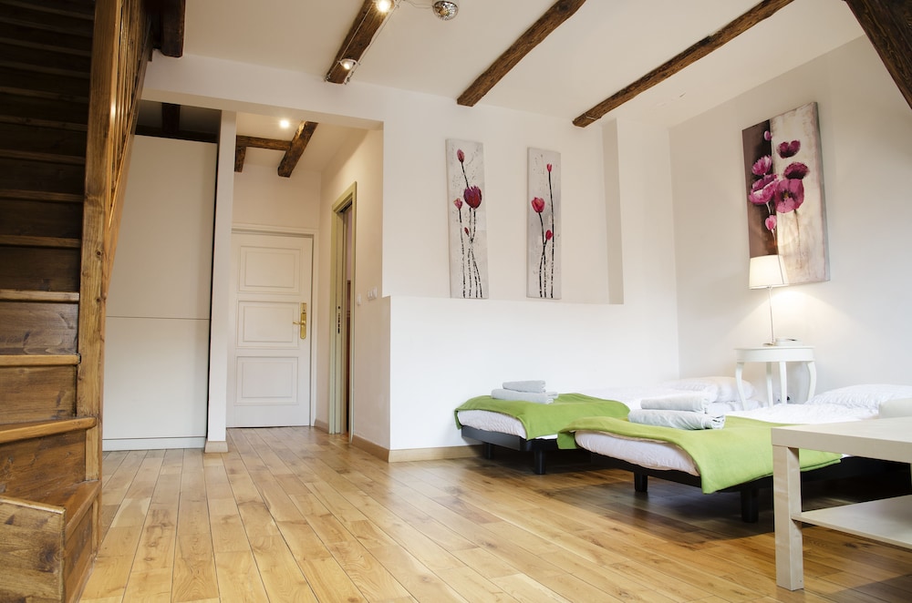 Dolce Vita Suites Hotel 14/48