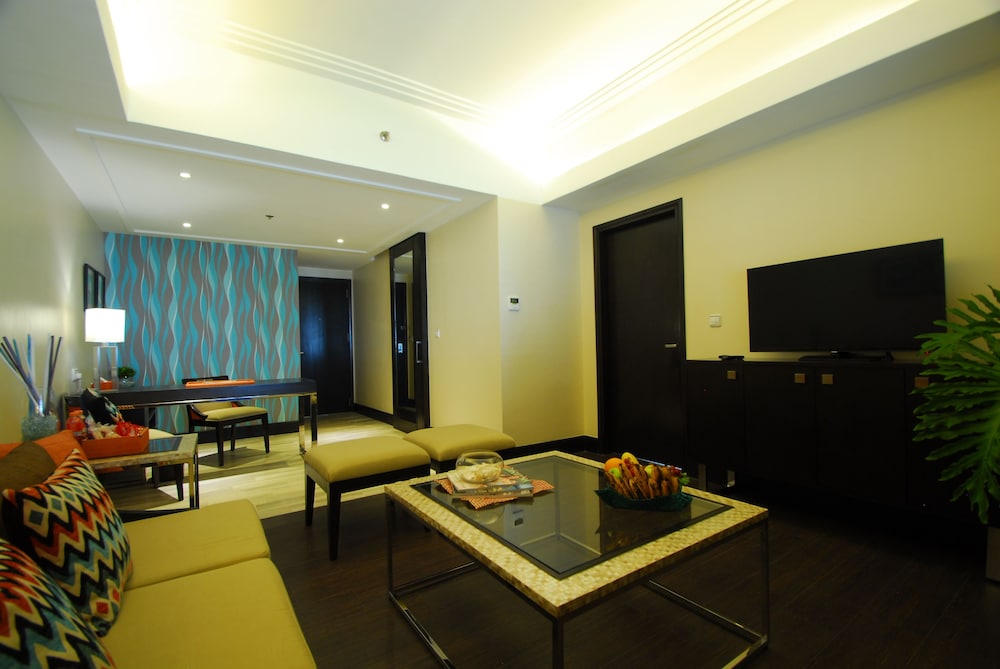 Be Grand Resort Bohol 25/50