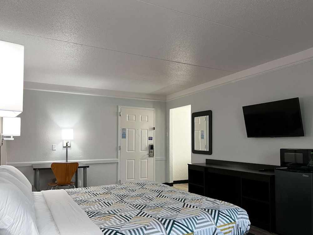 Motel6 Hazelwood, MO 21/46
