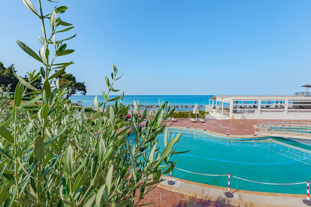 Elani Bay Resort 14/50