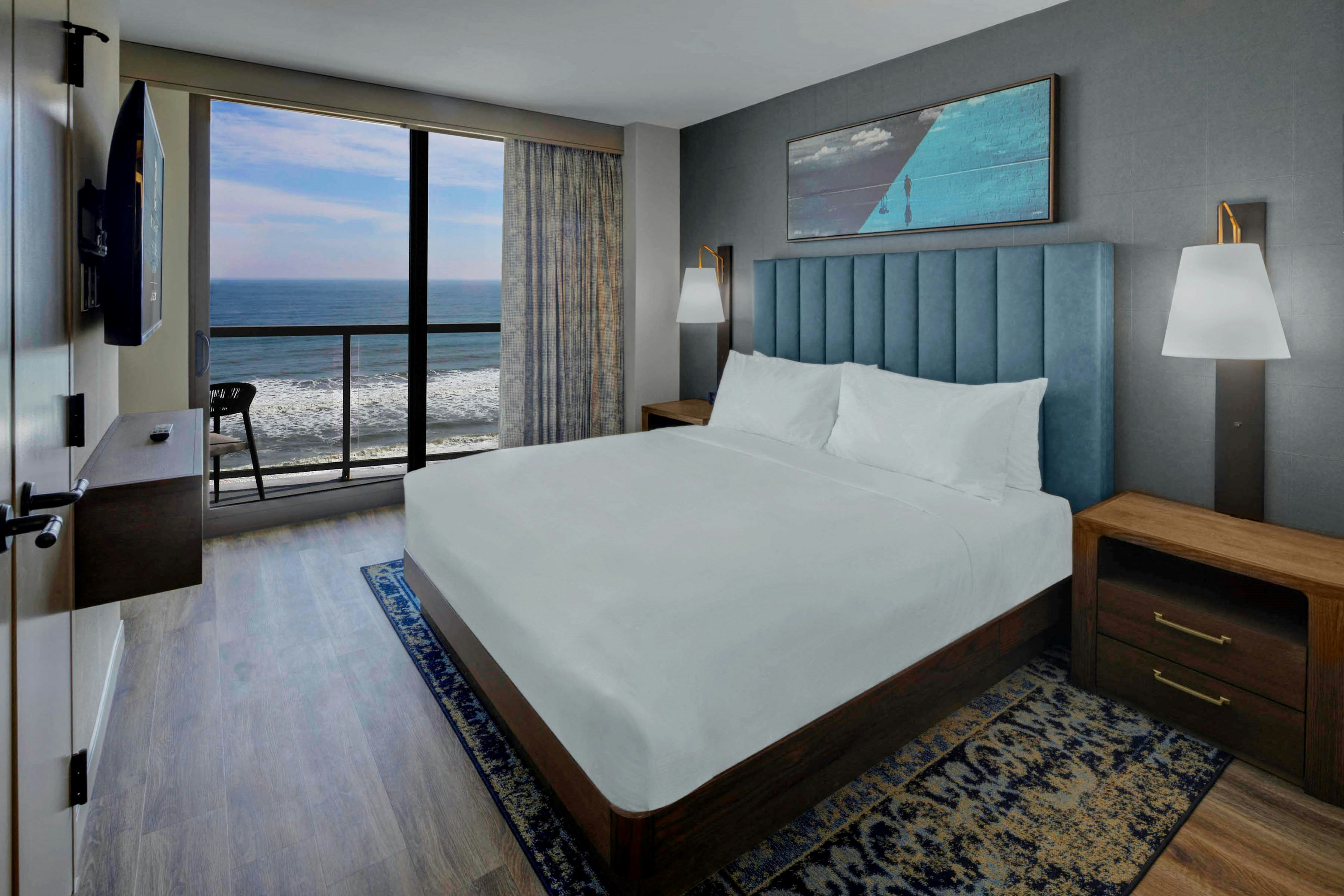SUITE, KING BED, OCEAN FRONT, ACCESSIBLE