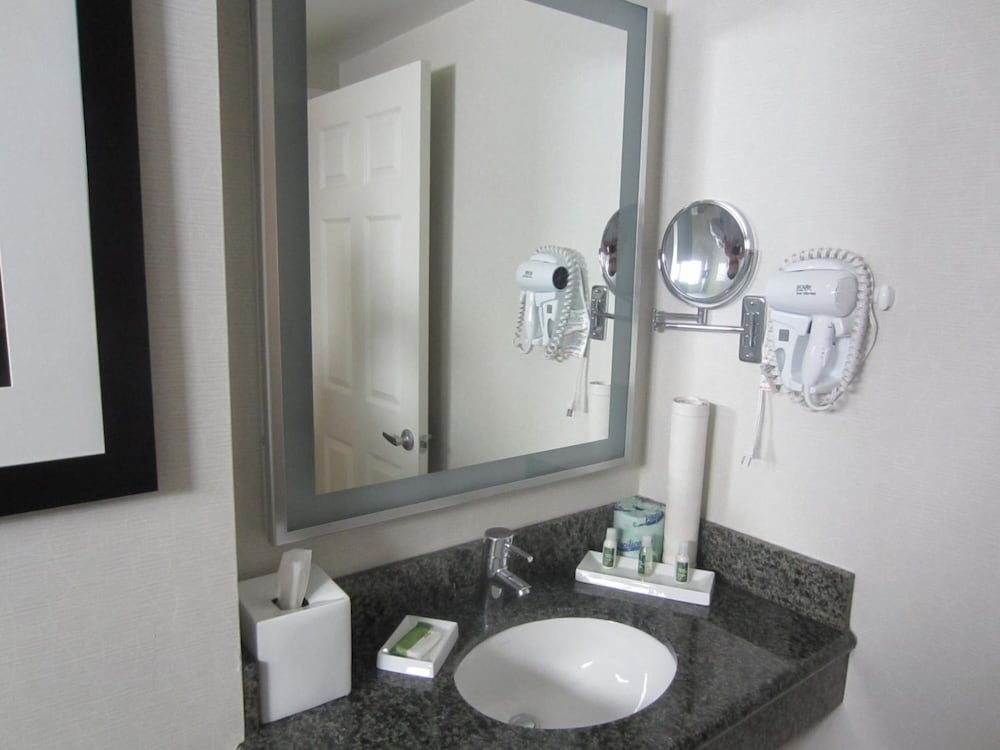Pb Surf Beachside Inn 15/31