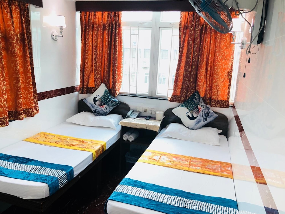 Traveller's Hostel 18/33