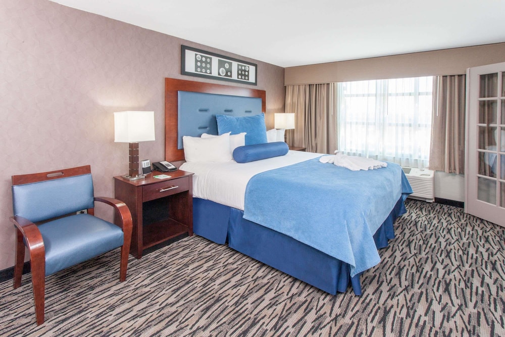 Wyndham Garden Elk Grove Village Ohare 5/20