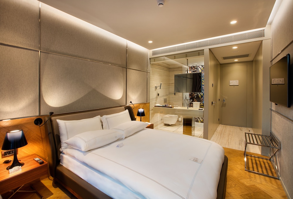 FER HOTEL 27/71