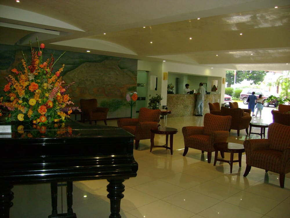 Hotel Poza Rica Inn 19/26