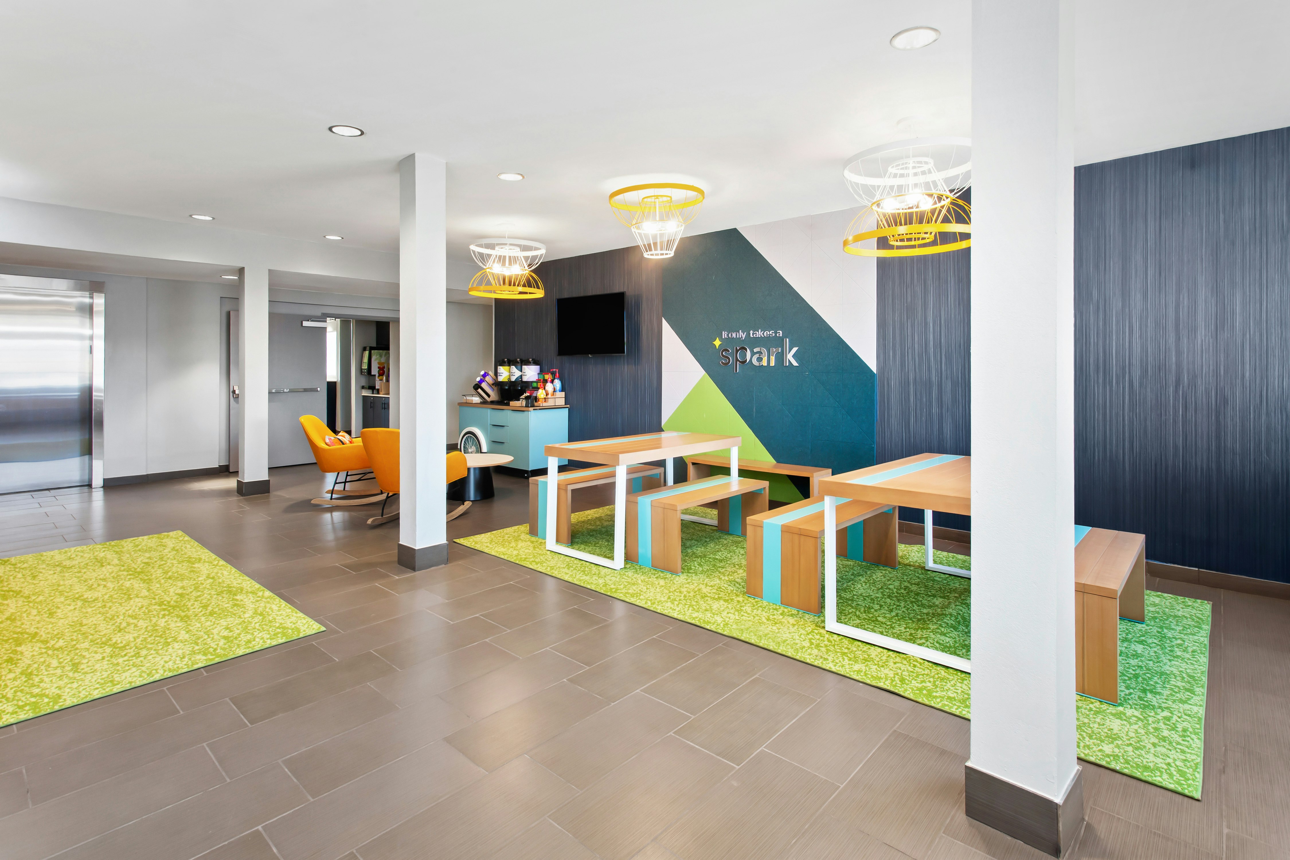 Spark by Hilton Rochester South 24/26