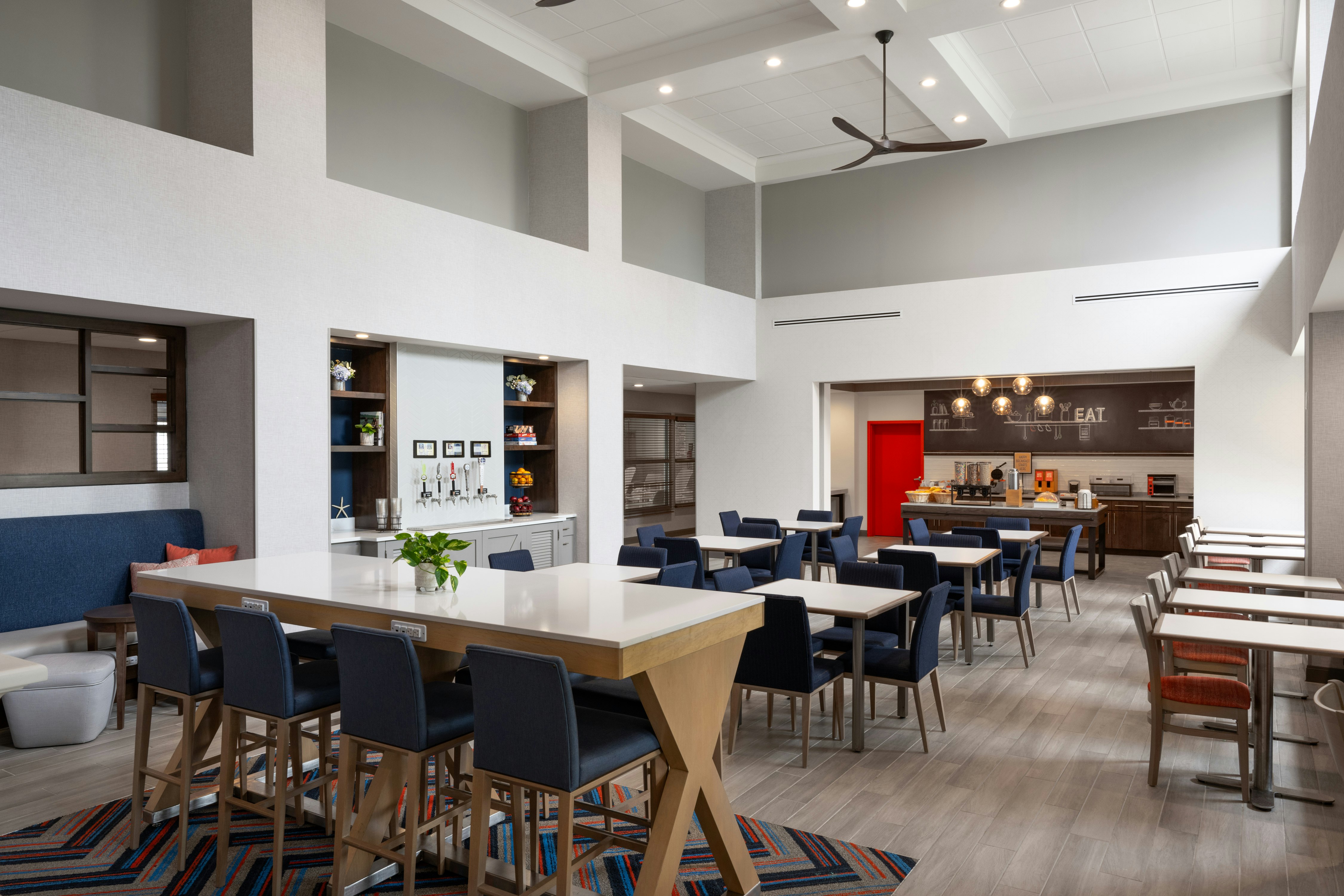 Hampton Inn & Suites Cape Cod-West Yarmouth 9/16