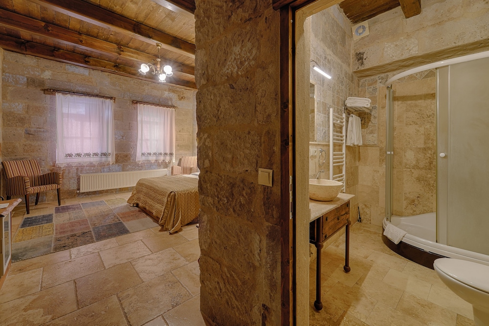 Tekkaya Cave Hotel 49/50