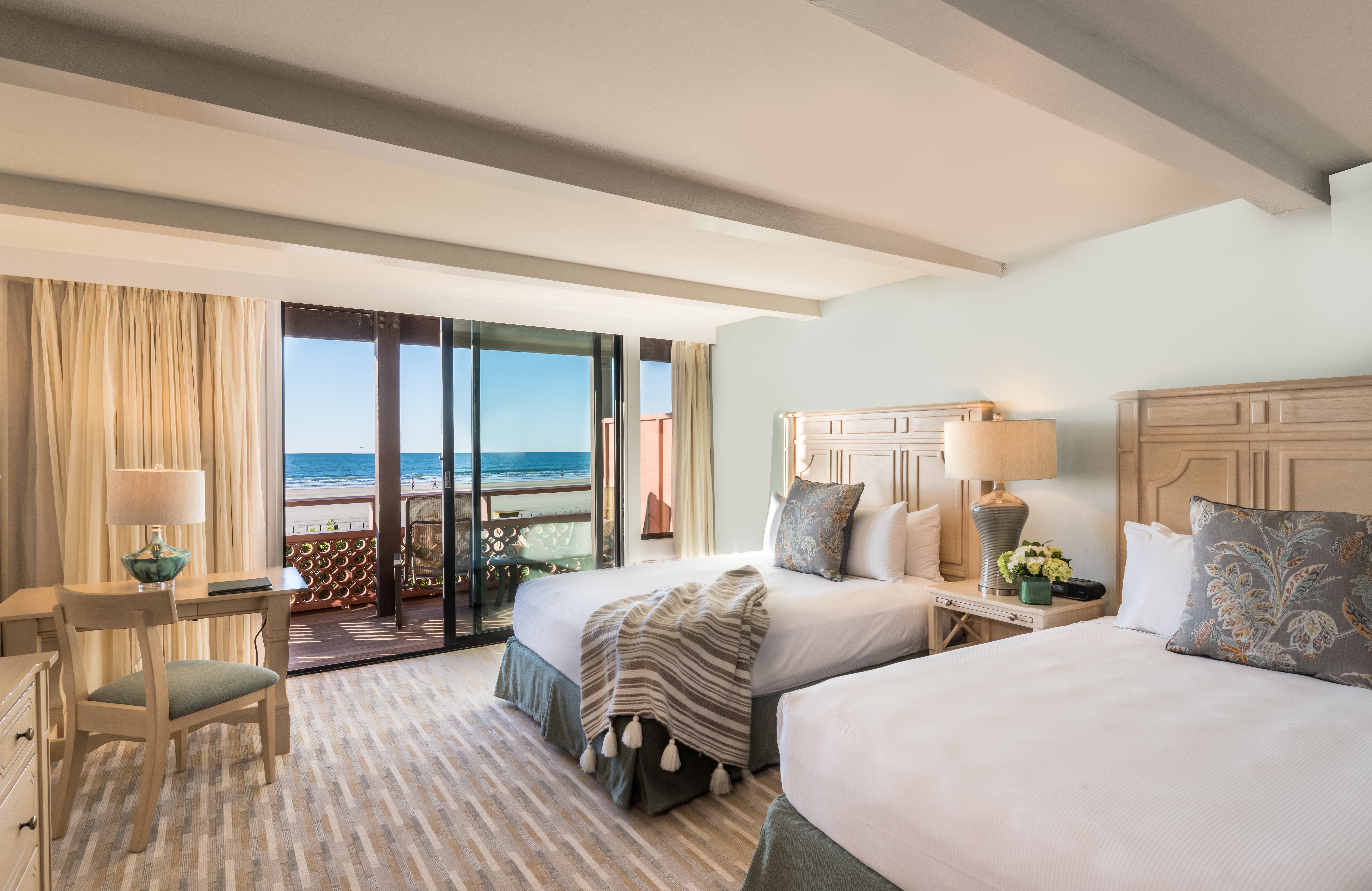 La Jolla Shores Hotel 11/47