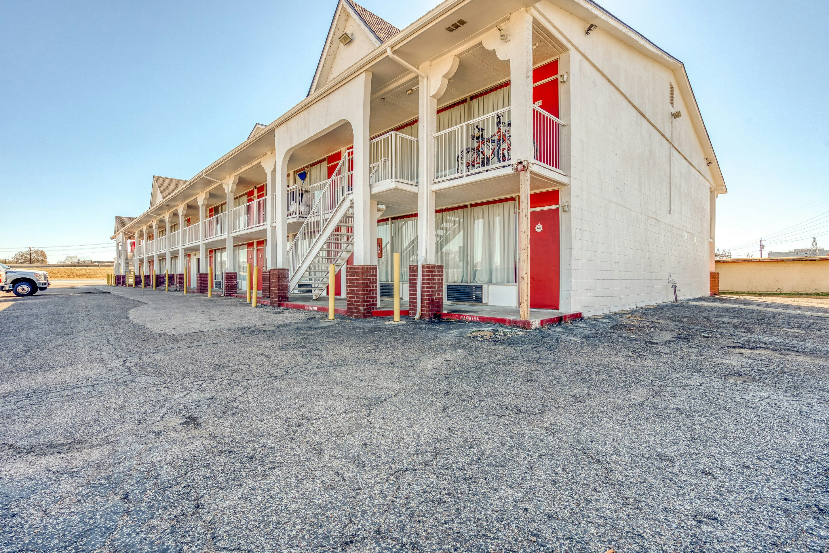 Hotel Waco University Area/ I-35 22/26