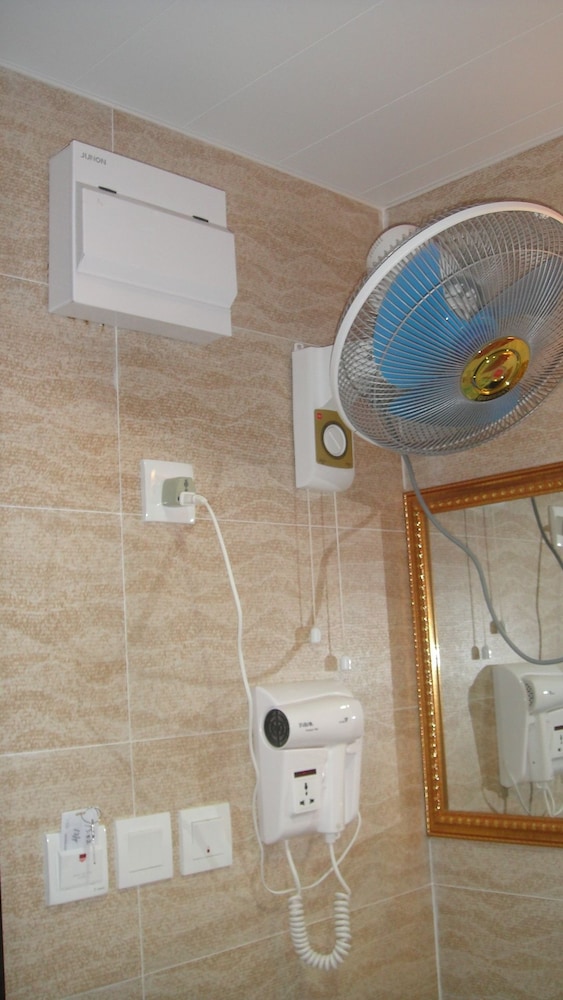 Philippine Hostel 45/45