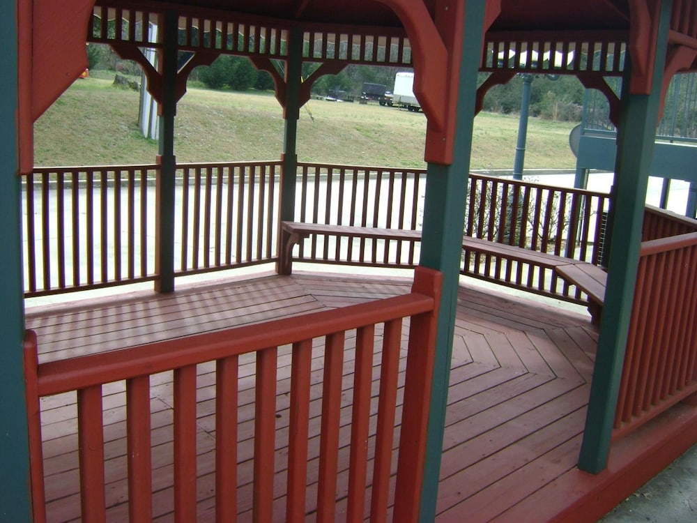 Meriwether Country Inn 26/40