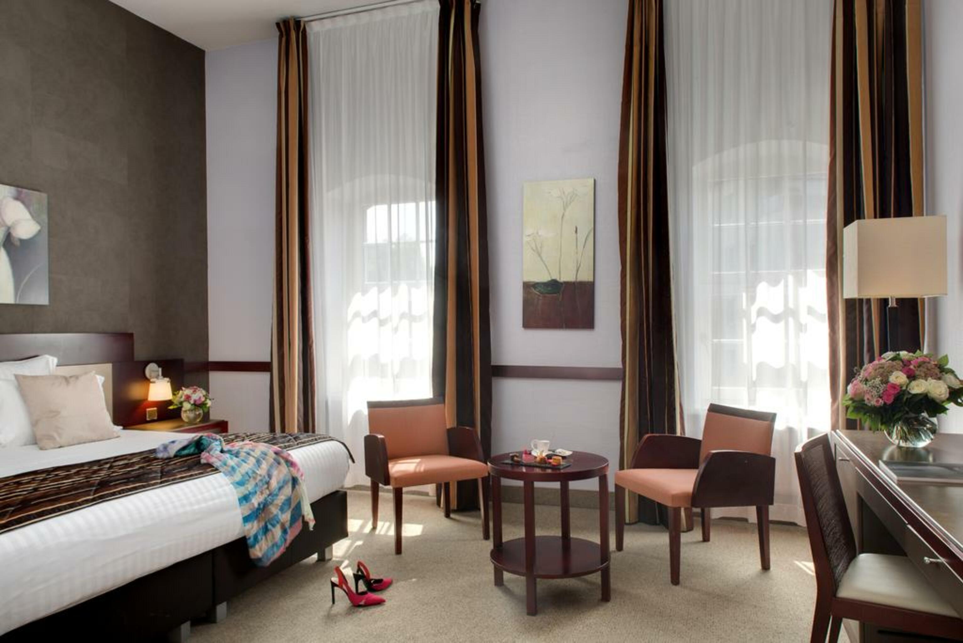 Apartment Suite