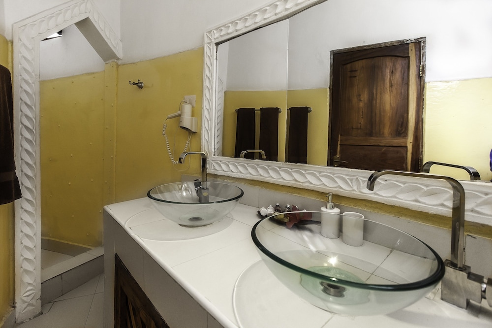 AHG Waridi Beach Resort & Spa 47/47