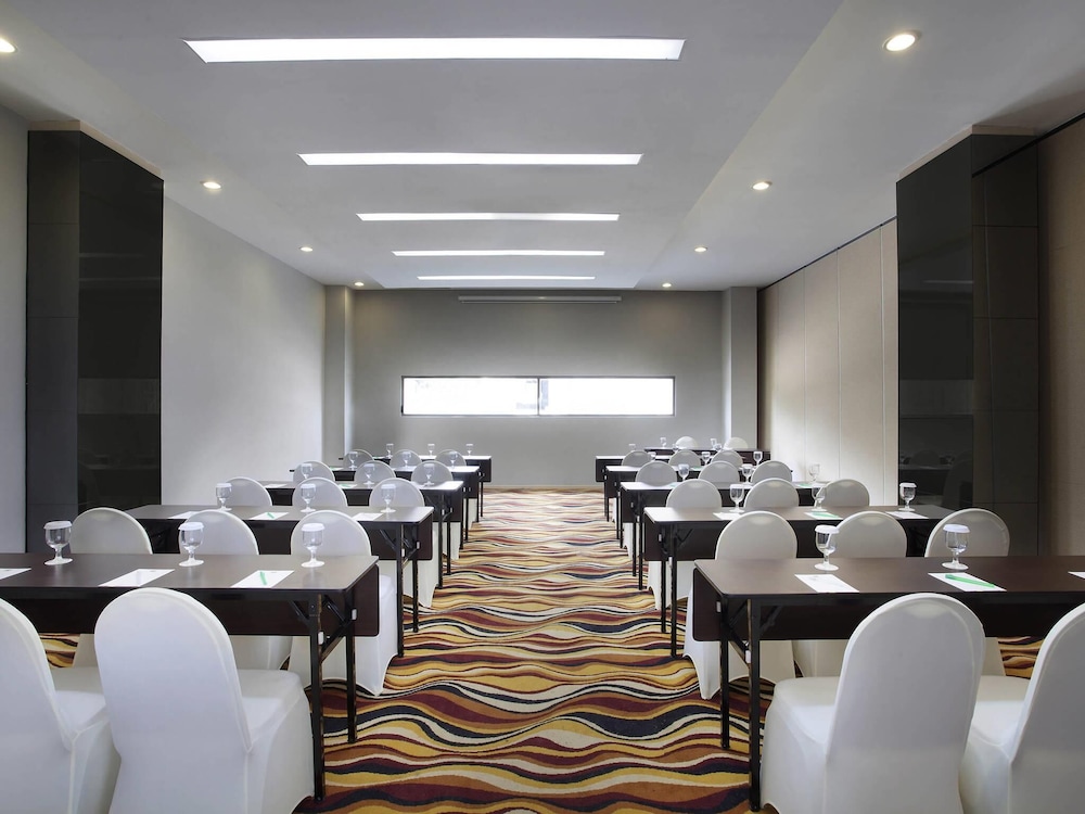 Ibis Styles Jakarta Airport 50/61