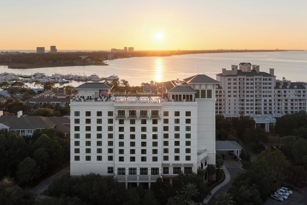 Hotel Effie Sandestin 4/49