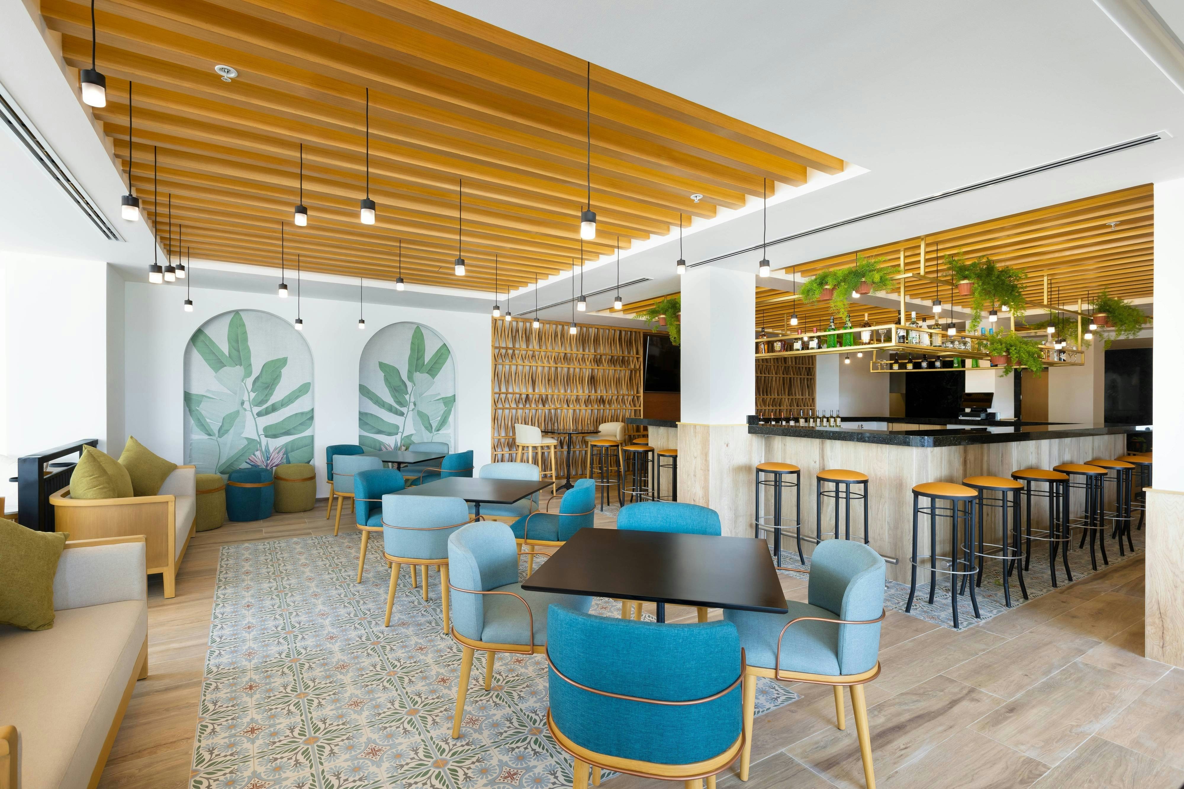 Courtyard by Marriott Cancun Airport 12/19